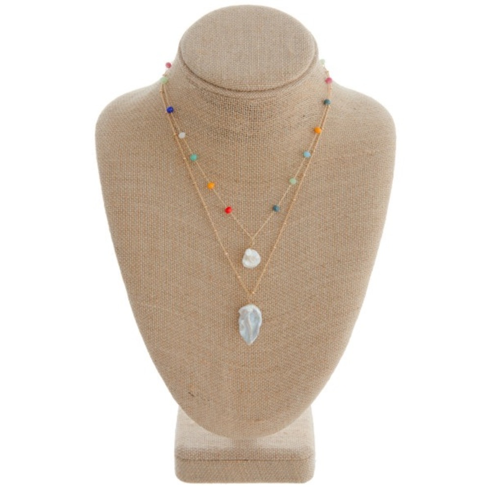 Glass bead gold layered necklace with pearl accent